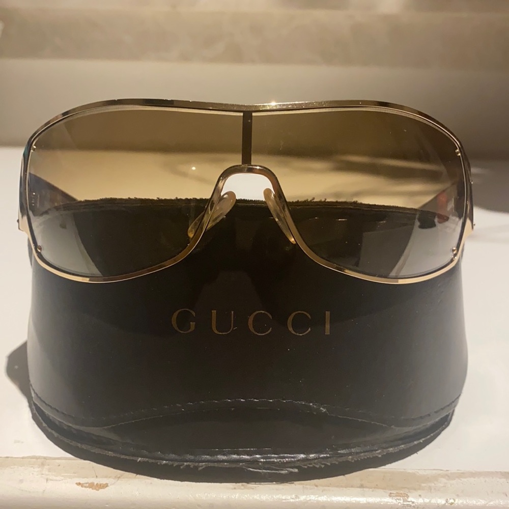 Gucci sunglasses